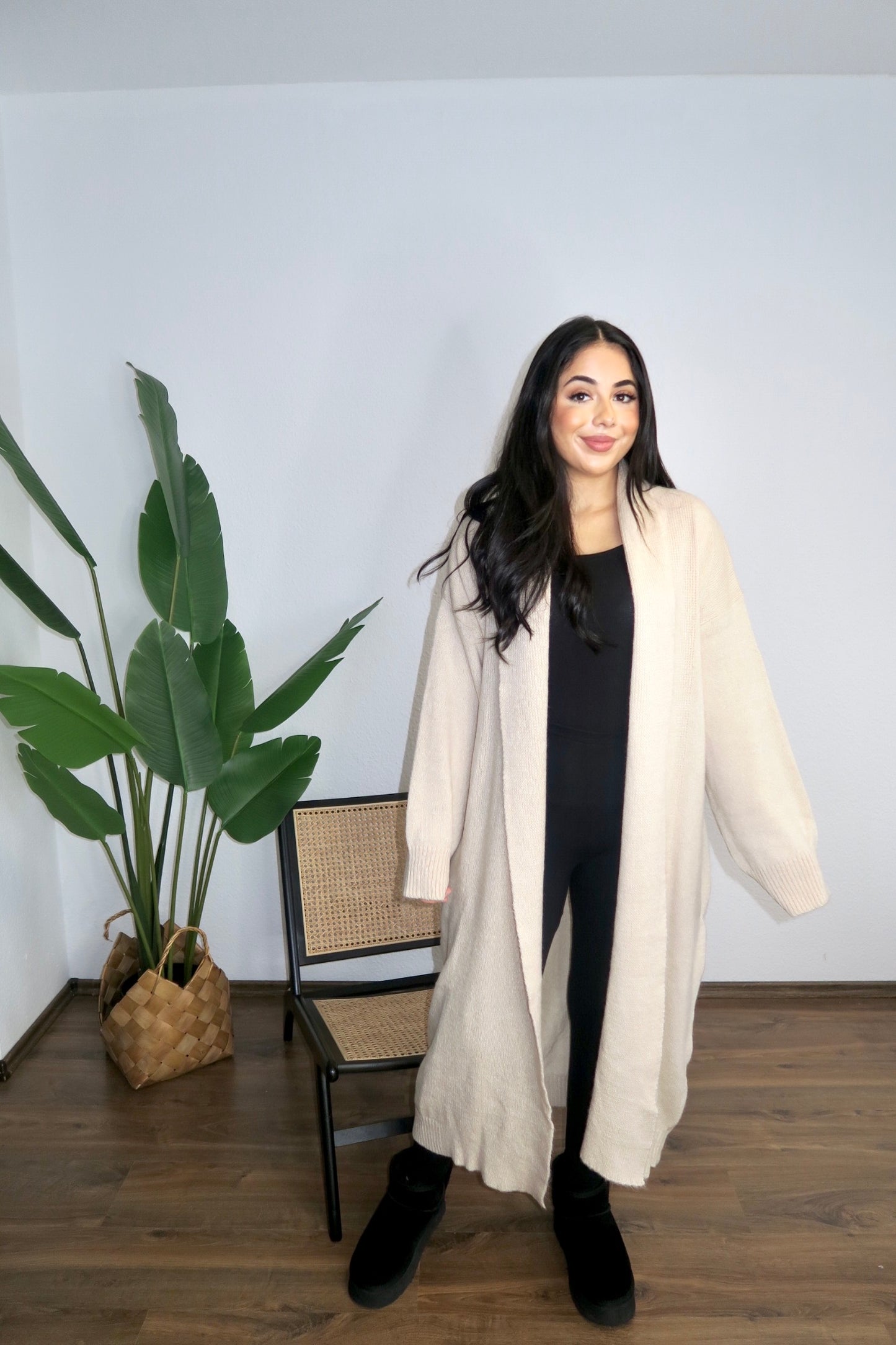 LAMIYA Cardigan in cream