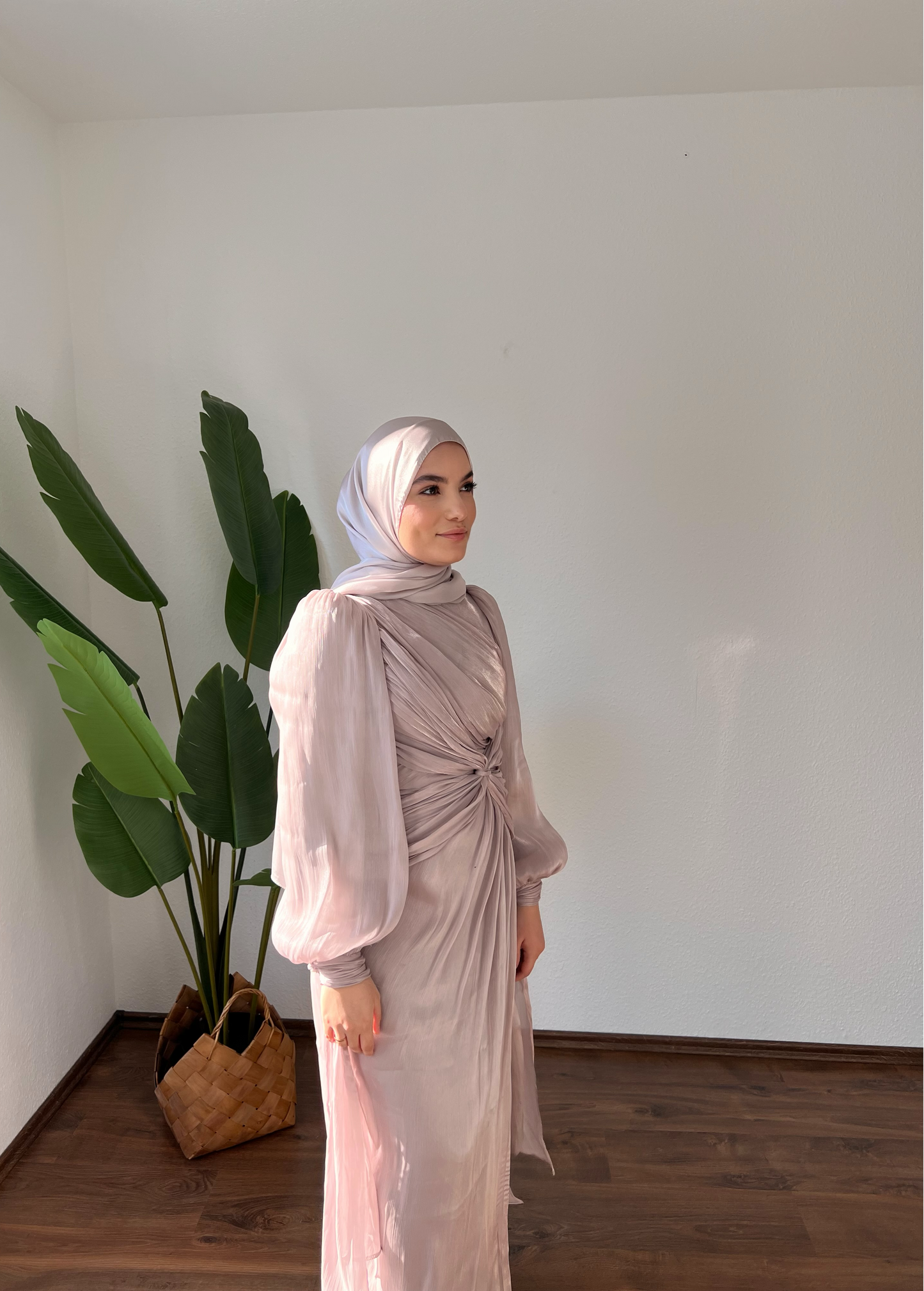 AMIRA Abendkleid in altrosa