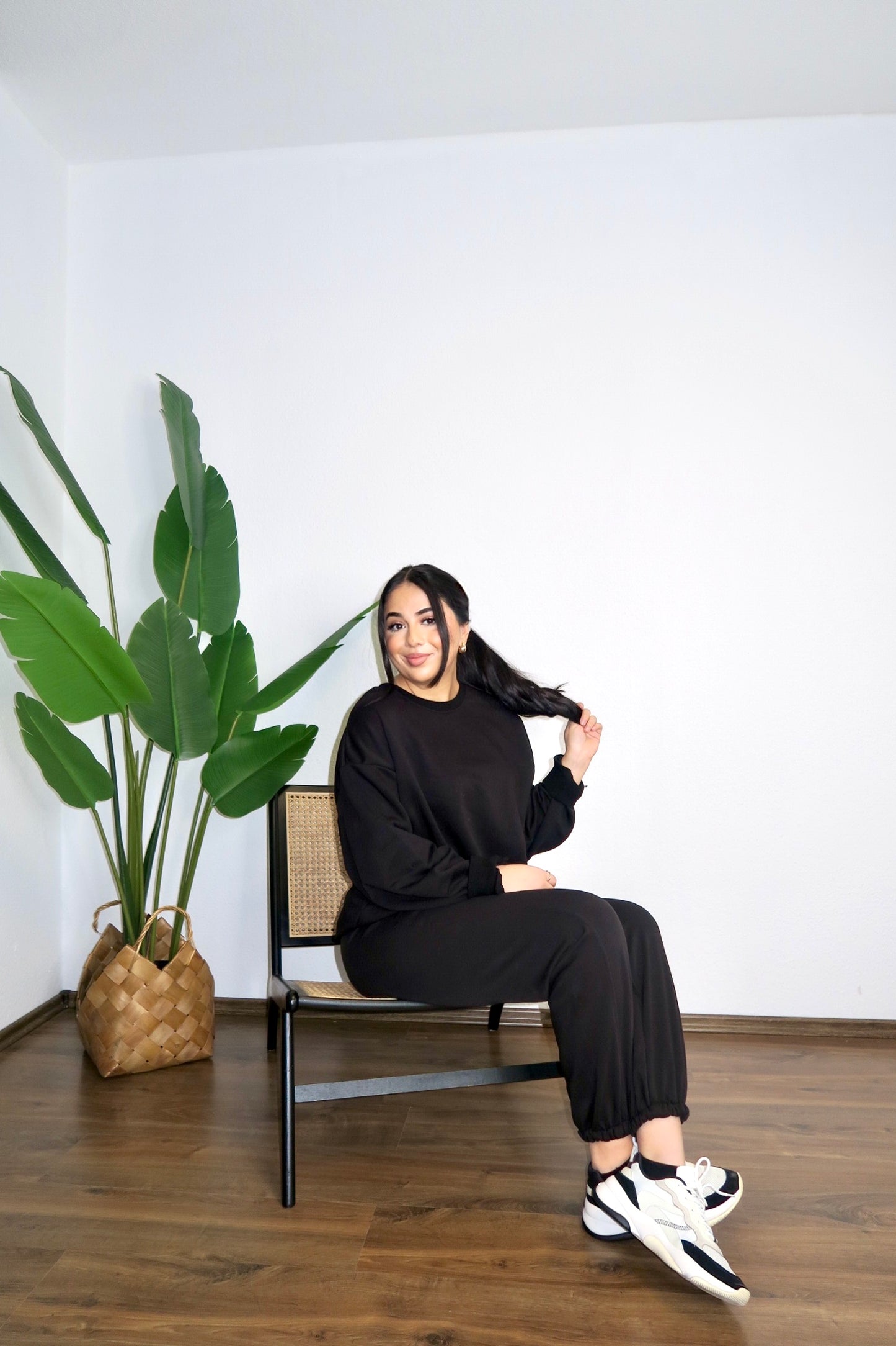 SIMA 2-piece
