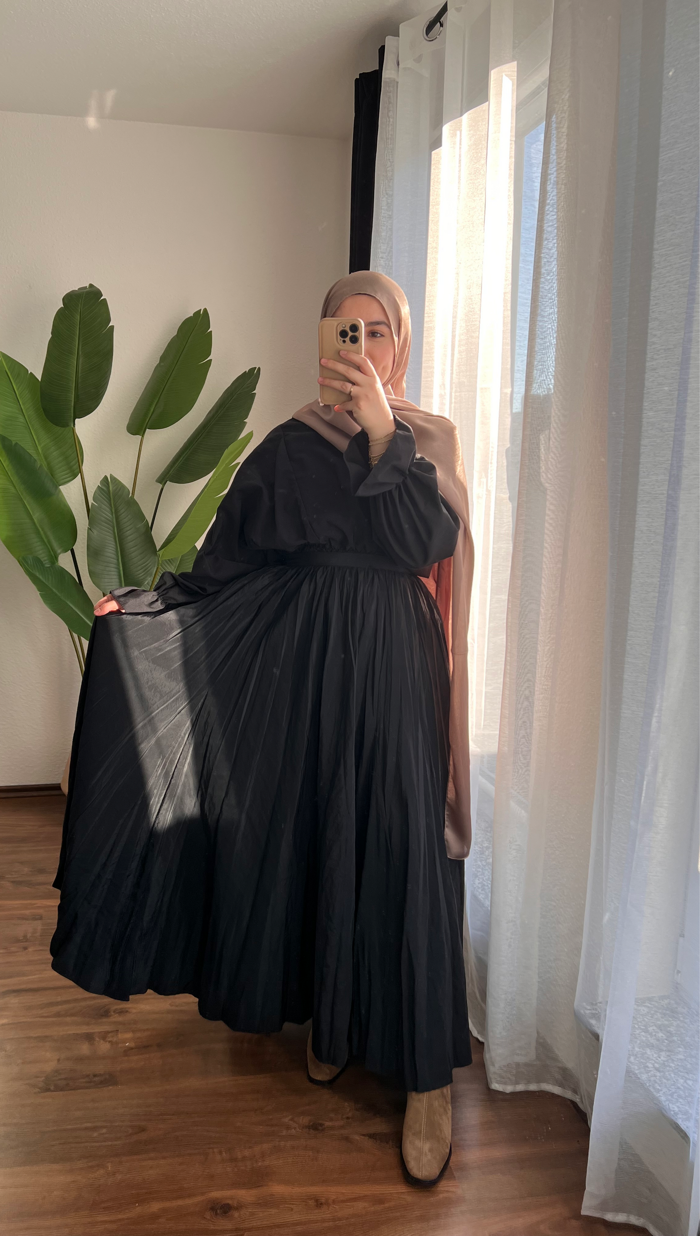 PARLA skirt in black