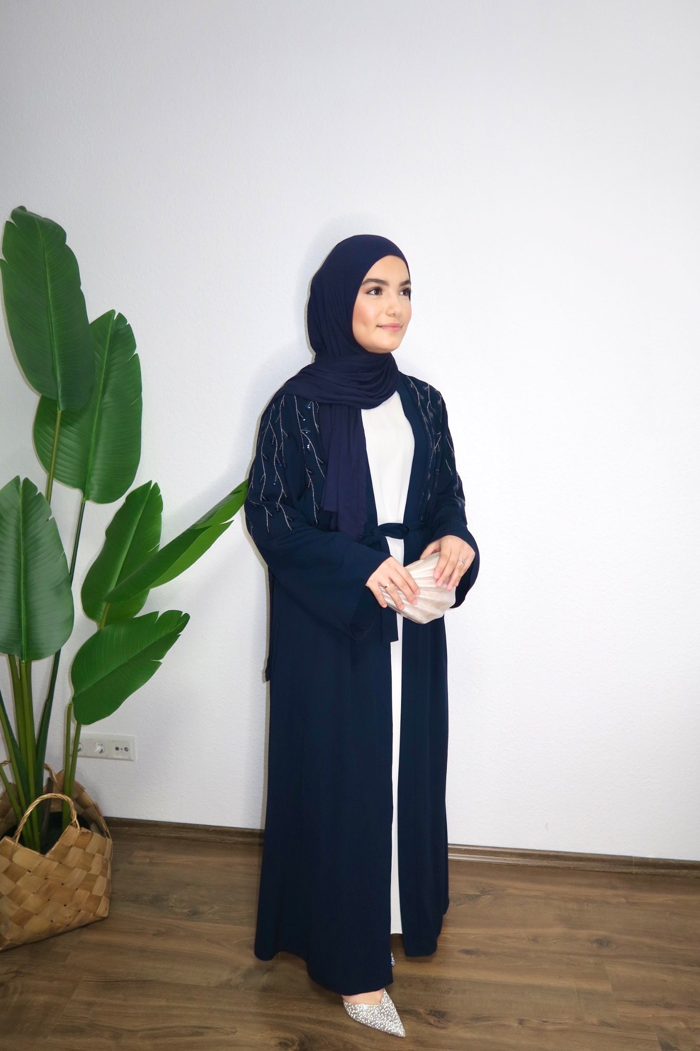 DAYE Abaya in dark blue