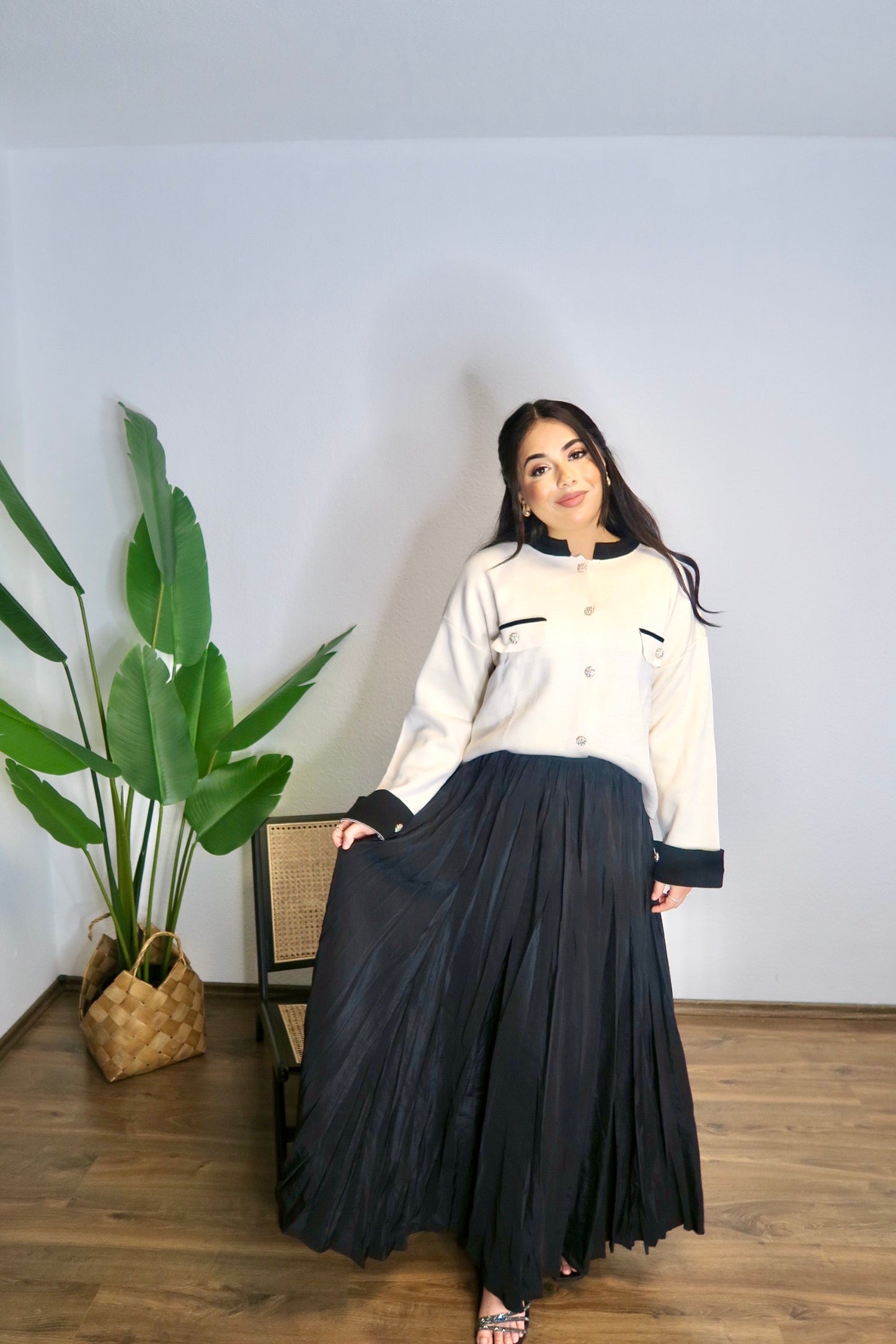 PARLA skirt in black