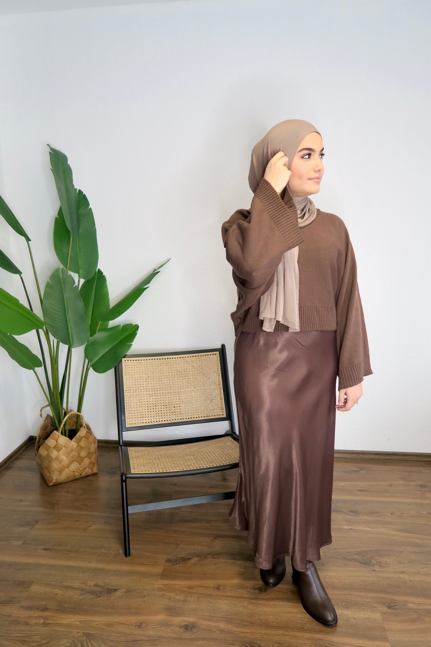 AMARA satin skirt in brown