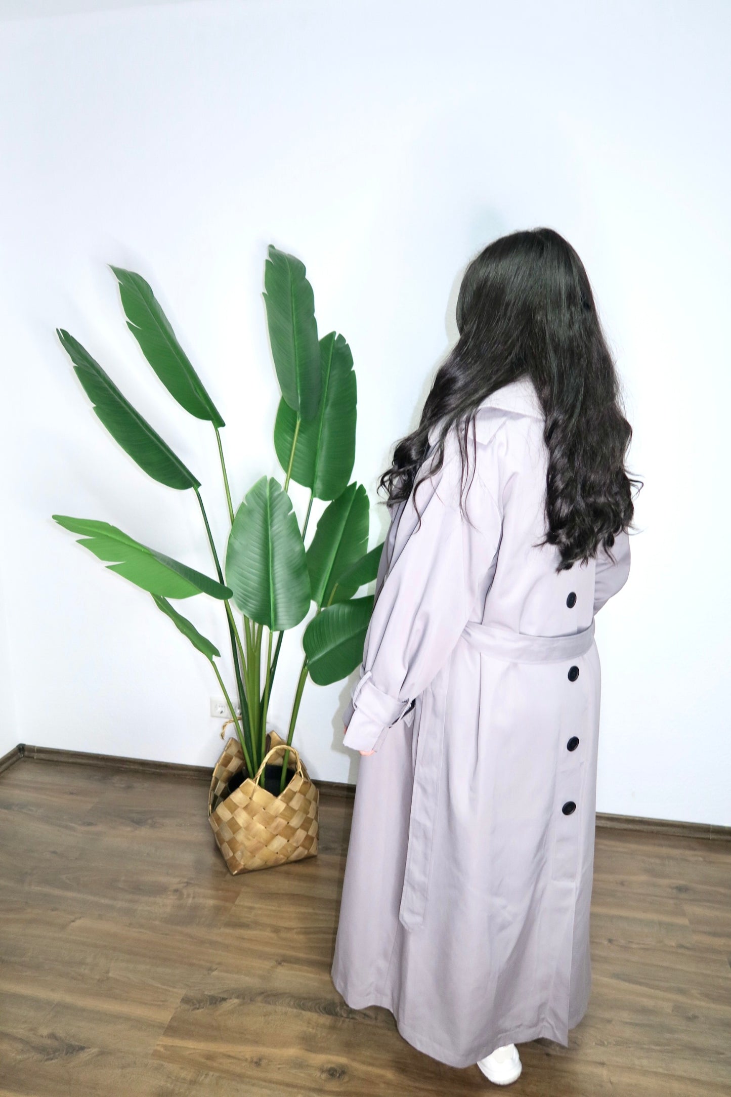 DUA trench coat in grey