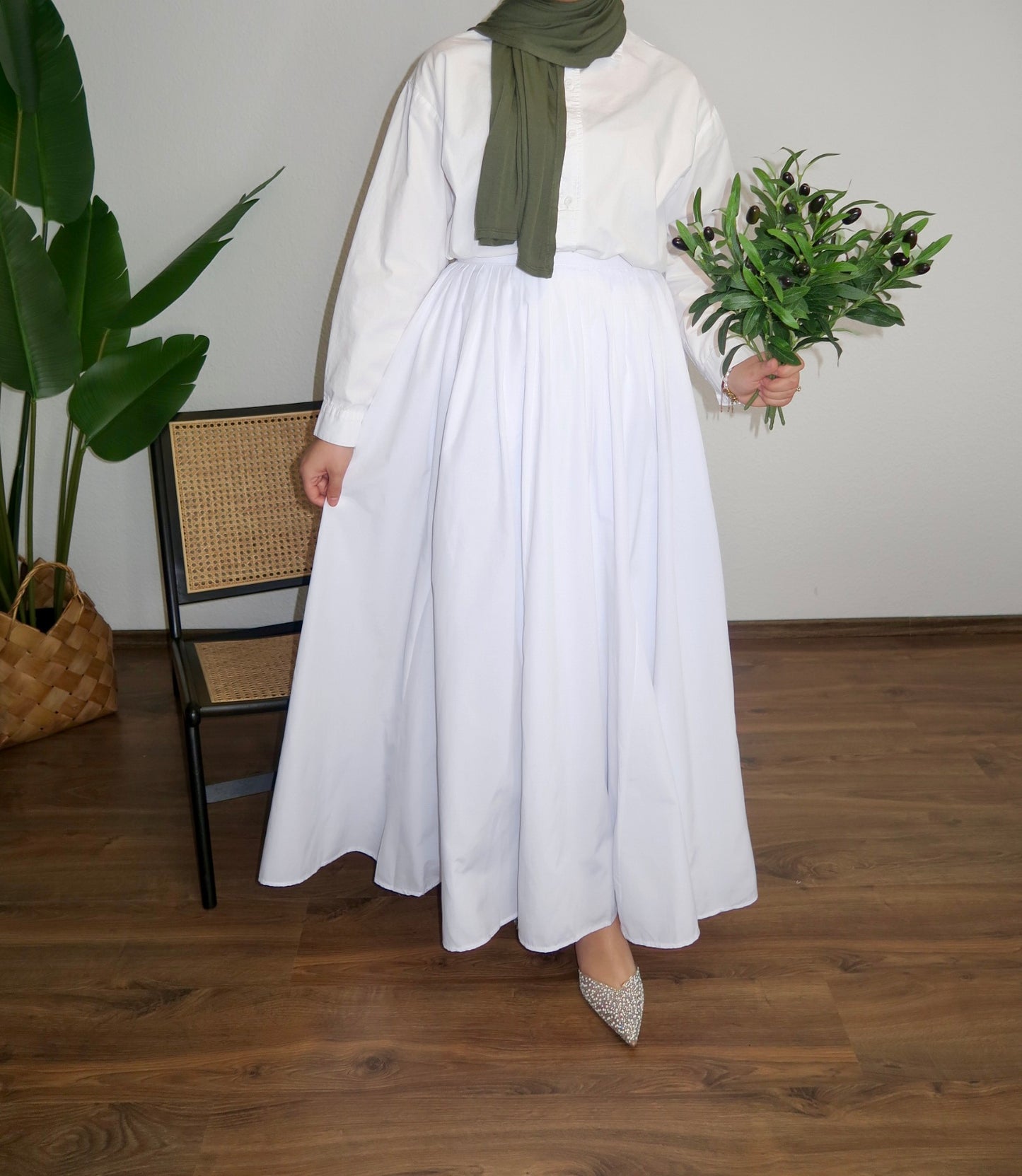 ELA skirt in white