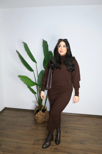 ELISA 2-piece in brown